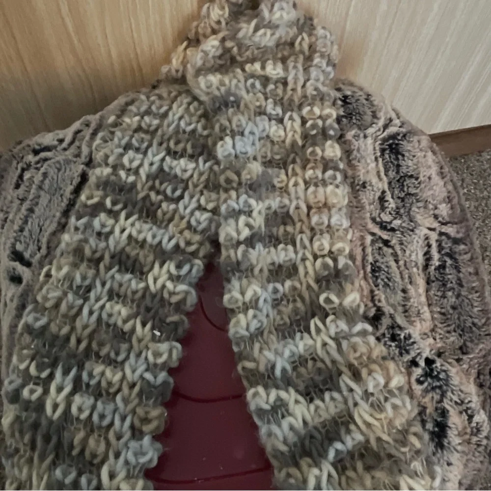 Infinity Scarf - Picture 3 of 4